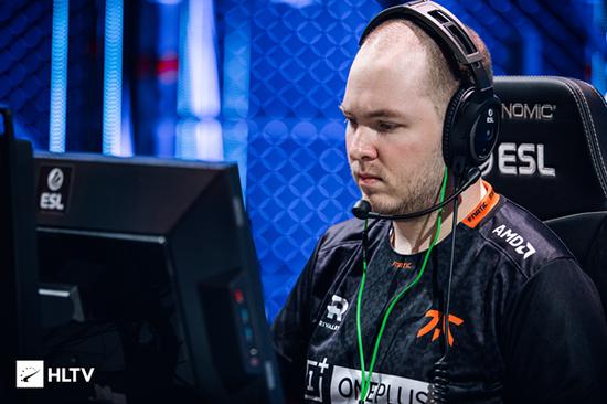 中国服饰巨头逆袭市场的成功之道